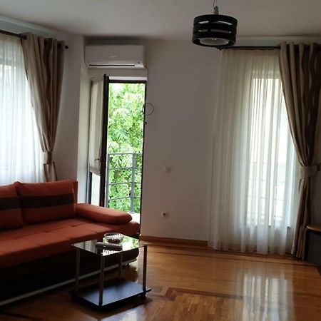 Star Apart Râmnicu Vâlcea Exterior foto